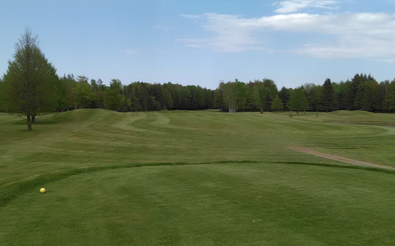 Gentz Homestead Golf Course in Marquette near Superior Stay Hotel
